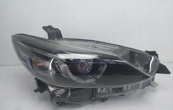 Mazda 6 Headlight/headlamp Koito