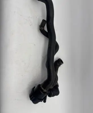 Land Rover Discovery 4 - LR4 Thermostat/thermostat housing PA66GF30 AH228K514A