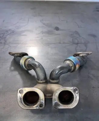 BMW M5 F90 Exhaust manifold 7843780 11627843780
