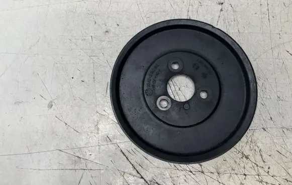 BMW 5 E39 Power steering pump pulley 32422247046