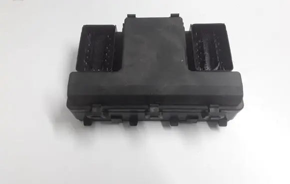 Ford Galaxy Fuse module F2GT14A067KD