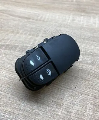 Ford Focus Electric window control switch 98AG14529AC 03162302