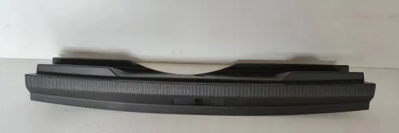Peugeot 2008 II Trunk/boot sill cover protection 98257547