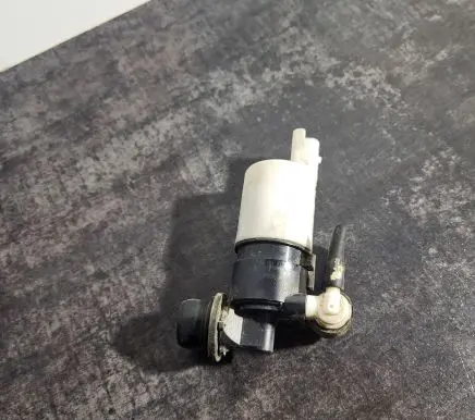 Renault Espace - Grand espace IV Windscreen/windshield washer pump 8200067015 8200295685 289200001R