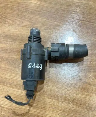 BMW 5 E60 E61 Electric auxiliary coolant/water pump 6917700 10378515 70207801