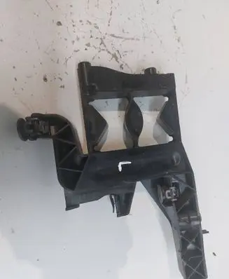 Audi A7 S7 4G Headlight/headlamp mounting bracket 4G8805607