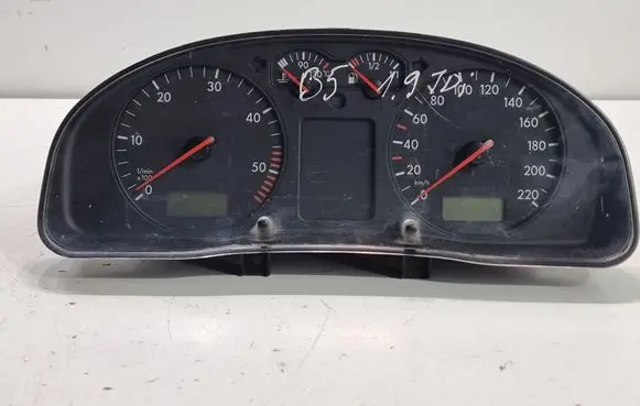 Volkswagen PASSAT B5 Speedometer (instrument cluster) 3B1919860C