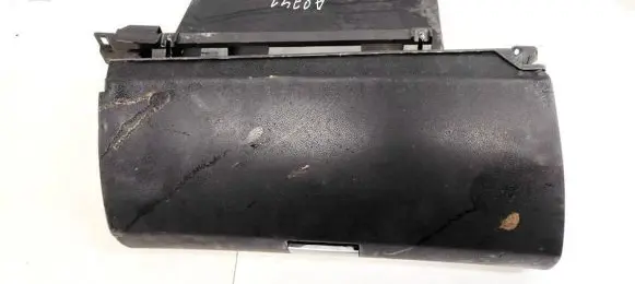Mercedes-Benz A W169 Glove box