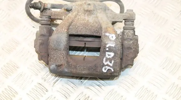 Toyota Verso-S Front brake caliper
