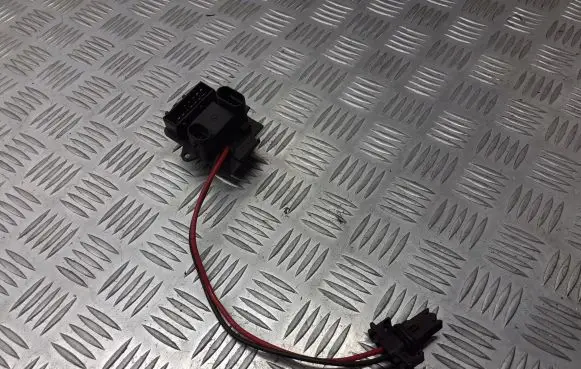 Renault Clio II Heater blower fan relay BRAK