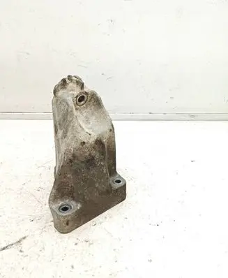 Mercedes-Benz S W221 Engine mounting bracket A6422230404