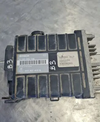 Volkswagen PASSAT B3 Engine control unit/module 028000739 443907403G