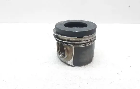 BMW 5 F10 F11 Piston 84L110