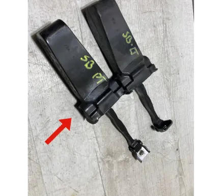 Skoda Superb B8 (3V) Rear door check strap stopper 3v0839249