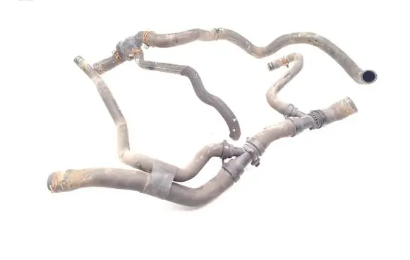 Renault Twingo III Engine coolant pipe/hose 110612674R 800506715