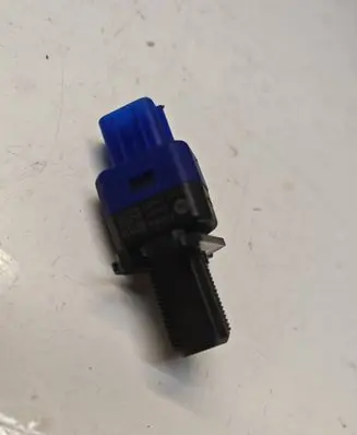 Hyundai Ioniq 5 Brake pedal sensor switch 93810J3000 B00575 230303