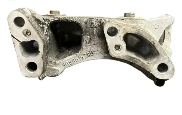 Peugeot Partner Engine mounting bracket 9688615780