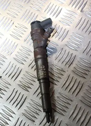 BMW 5 E60 E61 Fuel injector 7794435