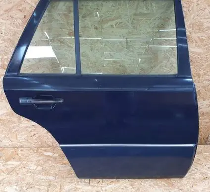 Mercedes-Benz E W124 Rear door 