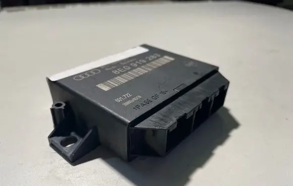 Audi A4 S4 B6 8E 8H Parking PDC control unit/module 8E0919283