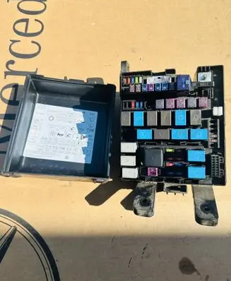 KIA Sportage Fuse box set 914553U242 9195600090