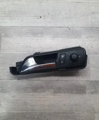 Volkswagen Caddy Front door interior handle 1T0837197A