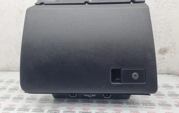Volkswagen PASSAT B6 Glove box 3C1857097AM 3C1857114