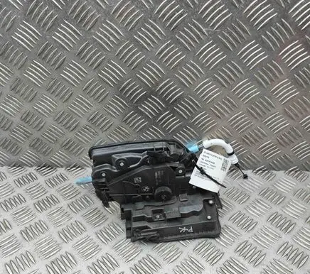 BMW X3 G01 Coupe door lock (next to the handle) 9492101 19864010