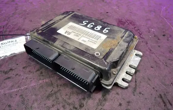 Chevrolet Spark Engine control unit/module ECU 96801800
