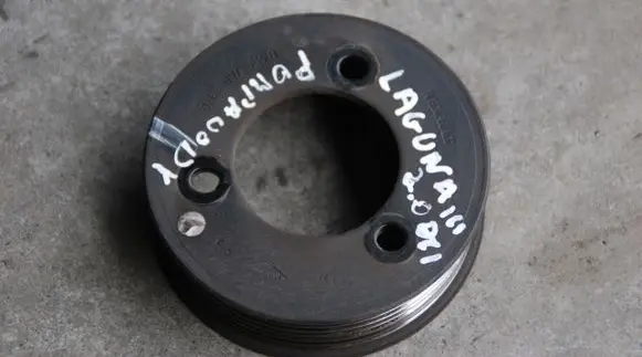 Renault Laguna III Water pump pulley 180KM