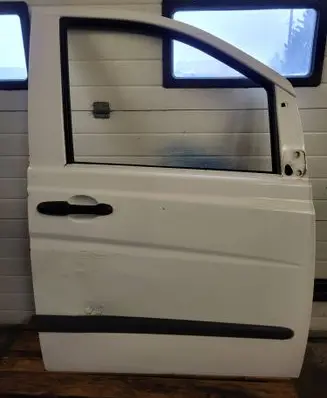 Mercedes-Benz Vito Viano W639 Front door A6397201105