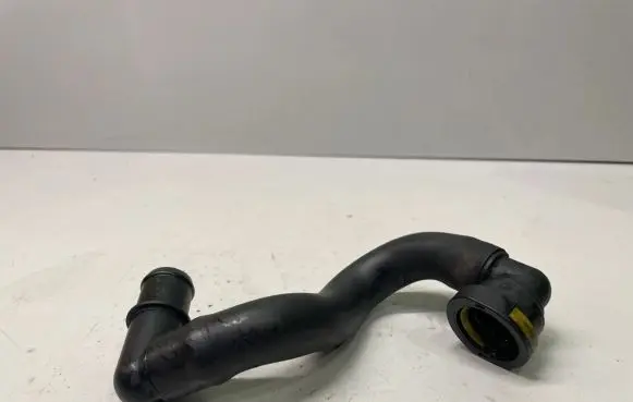 Peugeot 4007 Breather hose/pipe 