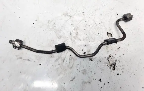 Audi A4 S4 B5 8D Fuel line pipe