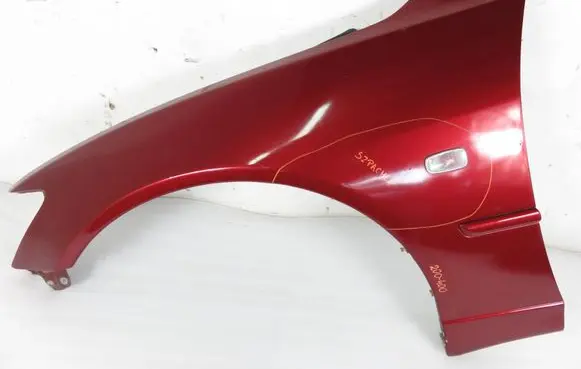 Lexus IS 200-300 Fender