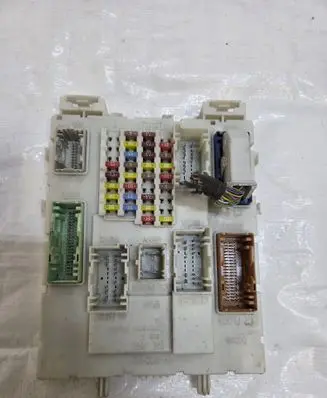 Ford C-MAX II Fuse box set GV6T14A073DF