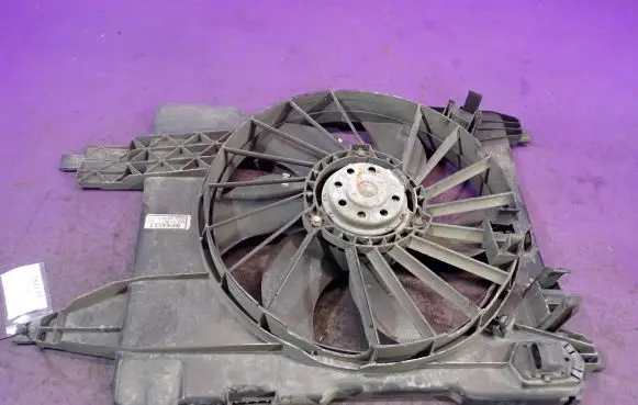 Renault Megane II Fan set 8200151464