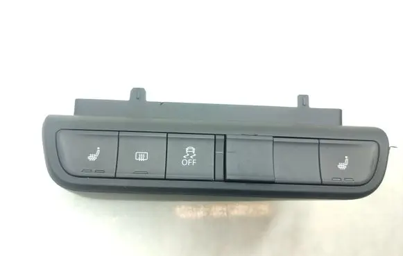 Audi A1 Seat heating switch 8X0959674A 8X0959673A