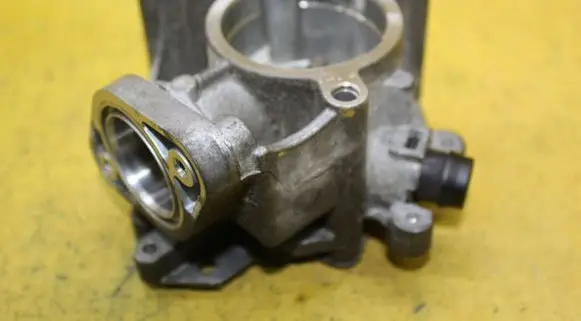 Audi A4 S4 B8 8K Vacuum pump