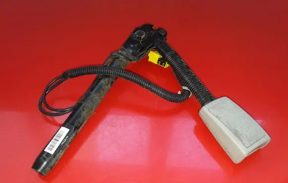 Hyundai Sonata Front seatbelt buckle 888303K020