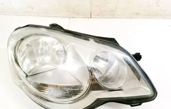 Volkswagen Polo Headlight/headlamp
