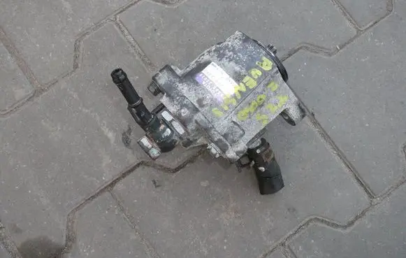 Toyota Avensis T250 Vacuum pump POZOSTAE