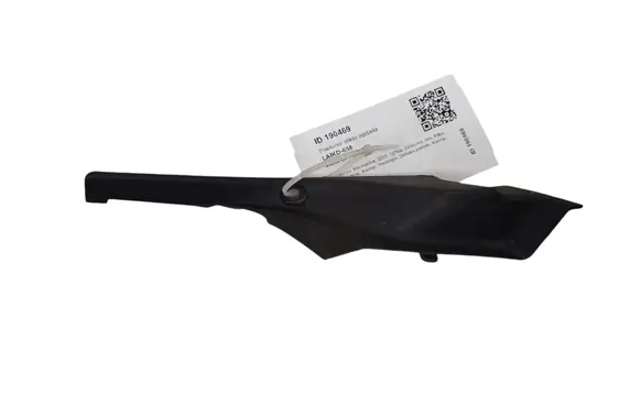 Mazda CX-7 Windshield trim 