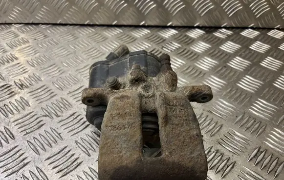 Audi A6 S6 C6 4F Rear brake caliper