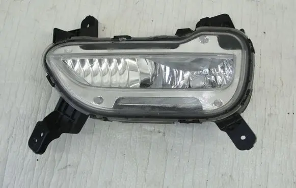 Hyundai H-1, Starex, Satellite Front fog light 922024H5
