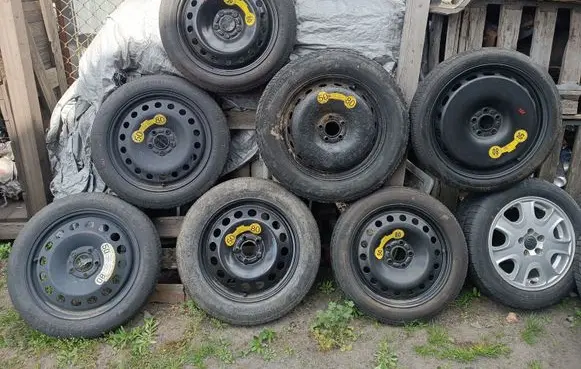 Volvo V60 R18 spare wheel 
