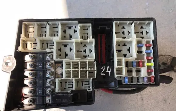 Volvo V50 Fuse box set 30745890