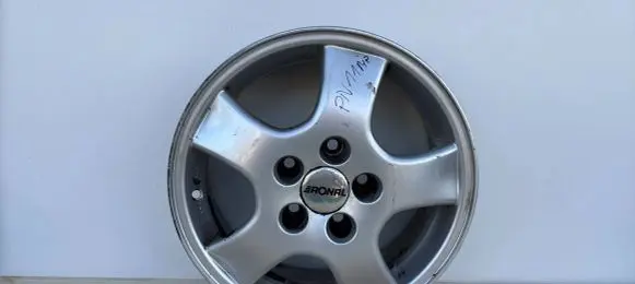 Toyota Avensis T220 R15 alloy rim KBA45830