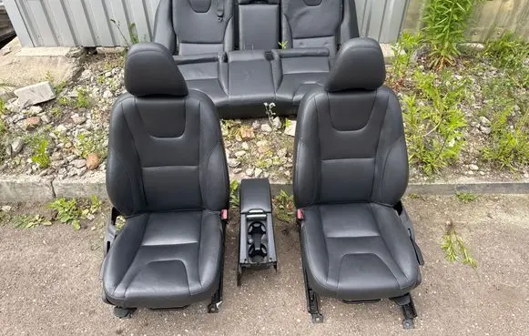 Volvo XC60 Seat set 