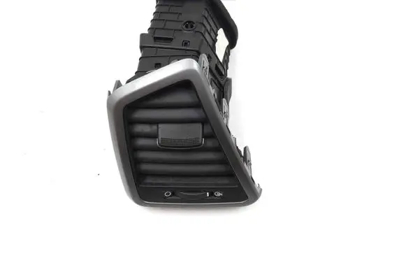 Hyundai Tucson TL Dashboard air vent grill cover trim 97490D7900