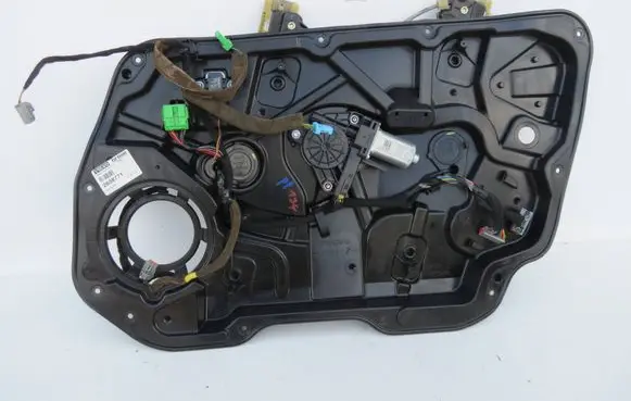 Volvo S60 Front door window regulator motor 966269103 121022